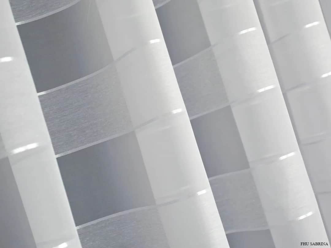 Firanki jak rolety rzymskie – idealne rozwiązanie dla Twojego wnętrza