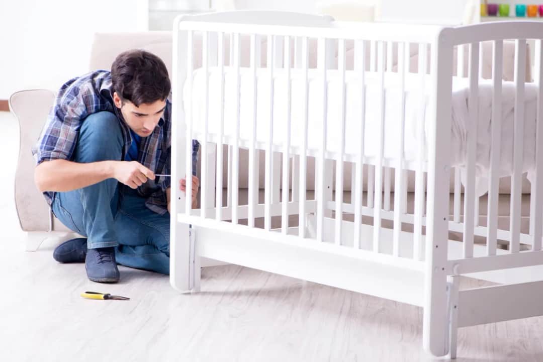 Jak wybrać materac do łóżeczka, aby zapewnić dziecku bezpieczeństwo