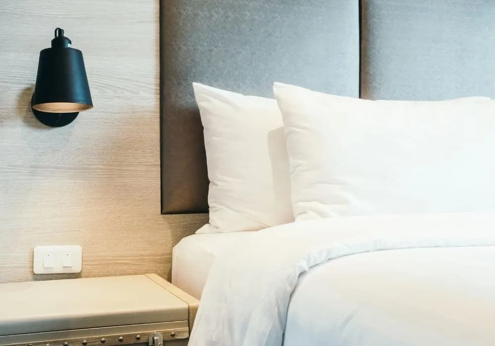 Czym wypełnić poduszkę? Odkryj najlepsze materiały dla komfortu