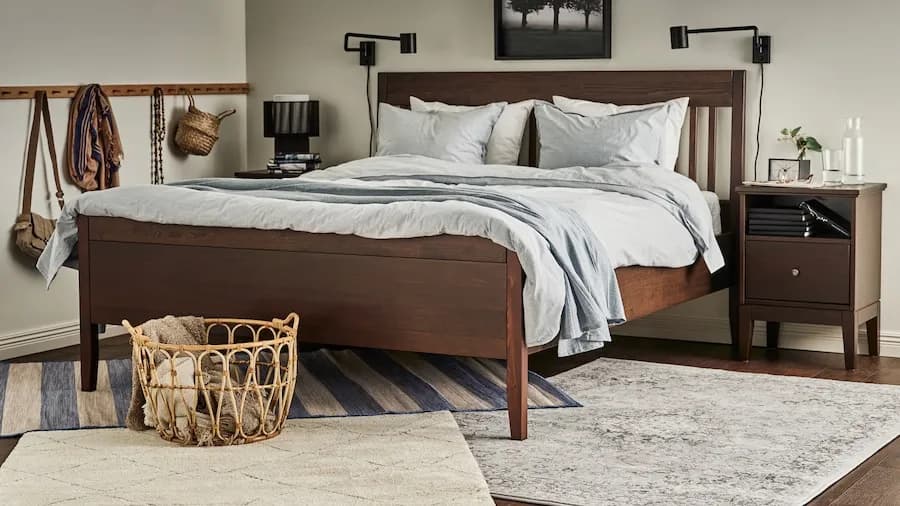 Jak ułożyć dywan w sypialni, aby uniknąć błędów i zyskać styl?